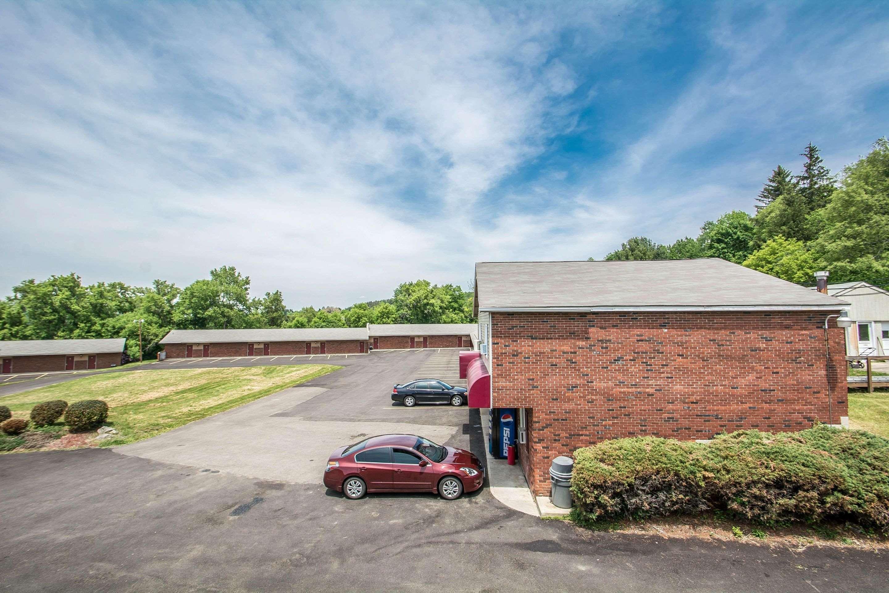 Econo Lodge Hornell Exterior foto