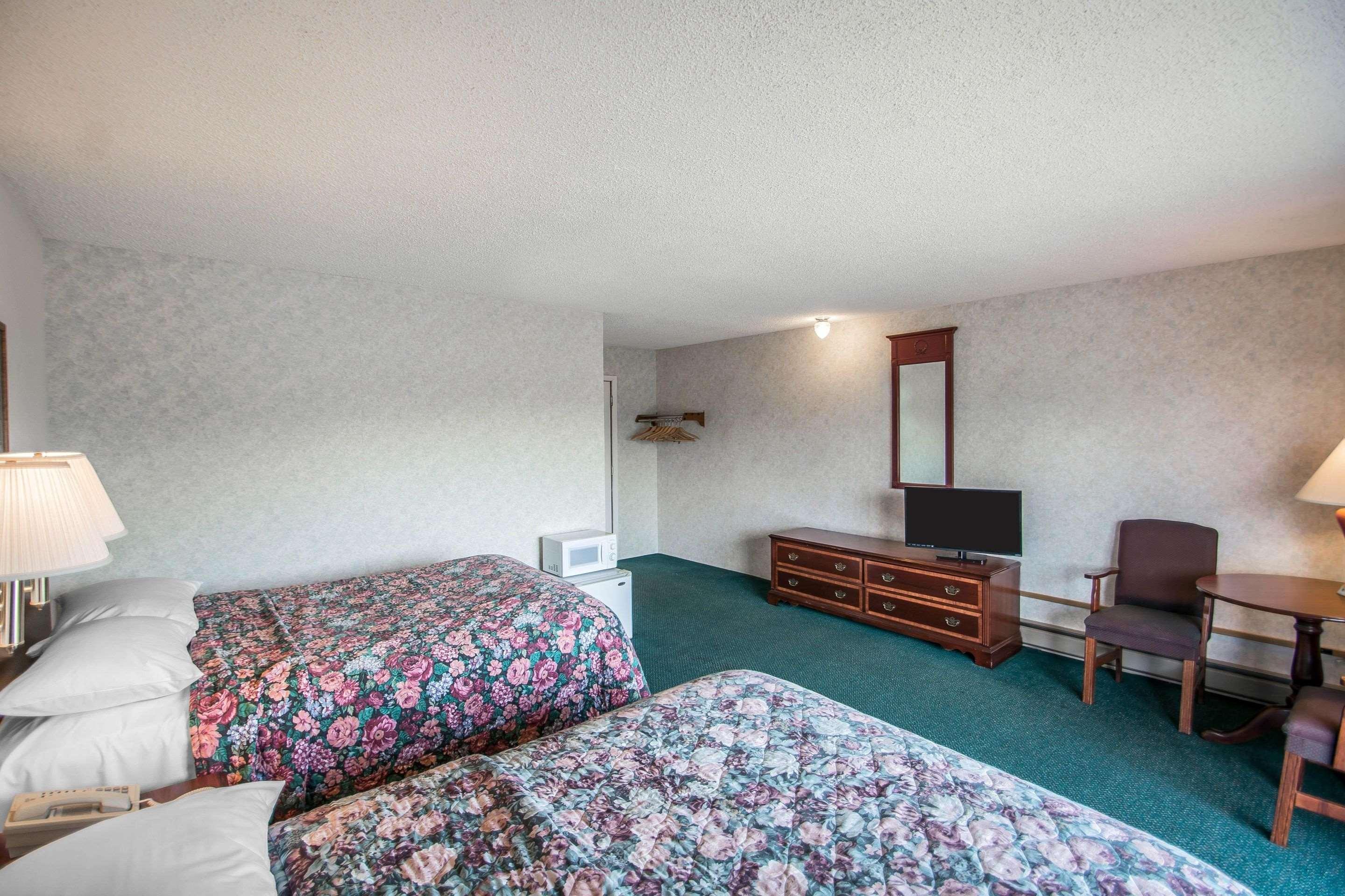 Econo Lodge Hornell Exterior foto