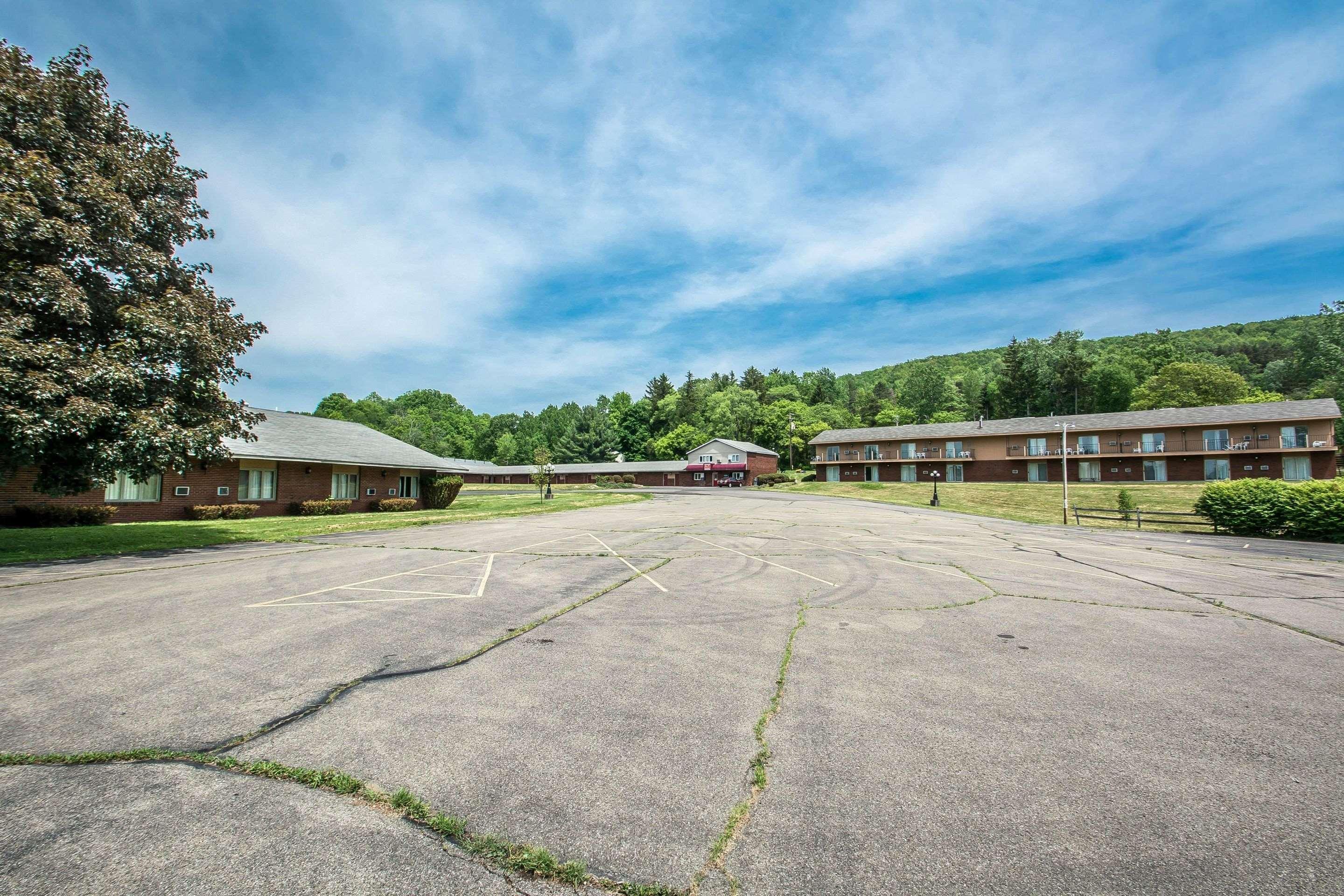 Econo Lodge Hornell Exterior foto